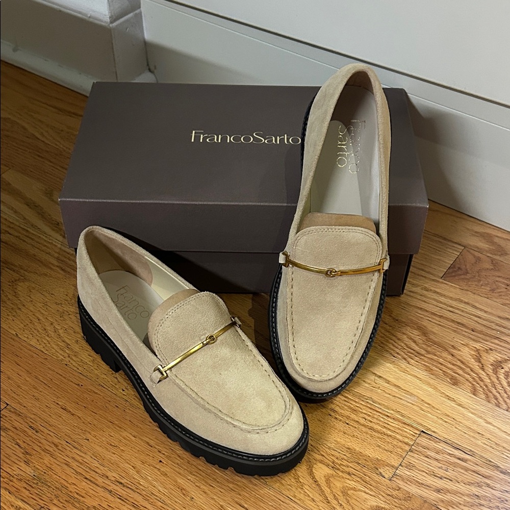 Franco Sarto Senna Beige Suede Loafers with Gold Accent - NEW W/ BOX NEVER WORN